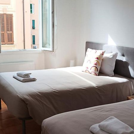 Nuova Casa Aprosio, Centrale E Vicina Al Mare 文蒂米利亚 外观 照片